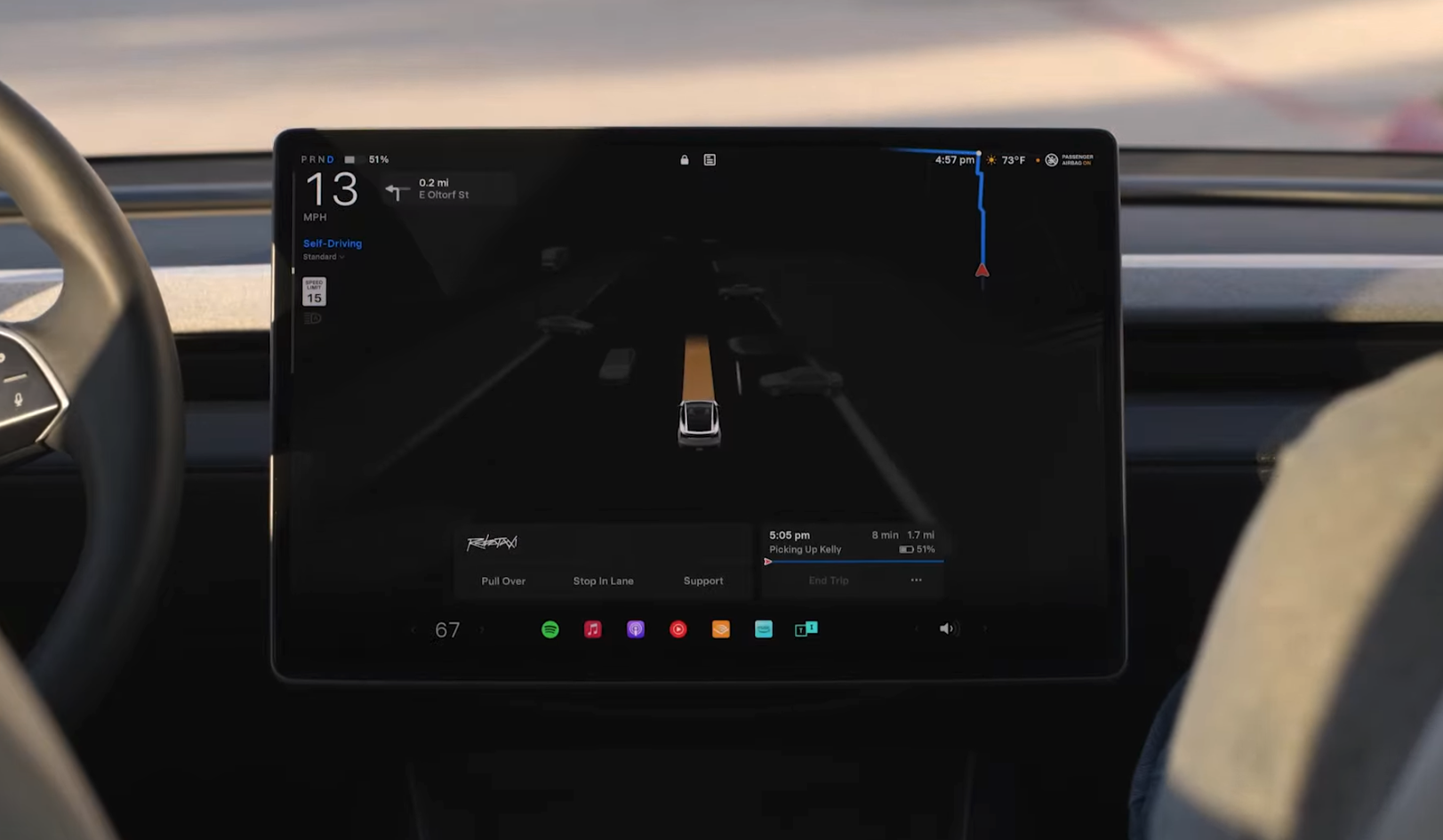 特斯拉承认Robotaxi可远程人工接管 系极少数情况下的最后手段